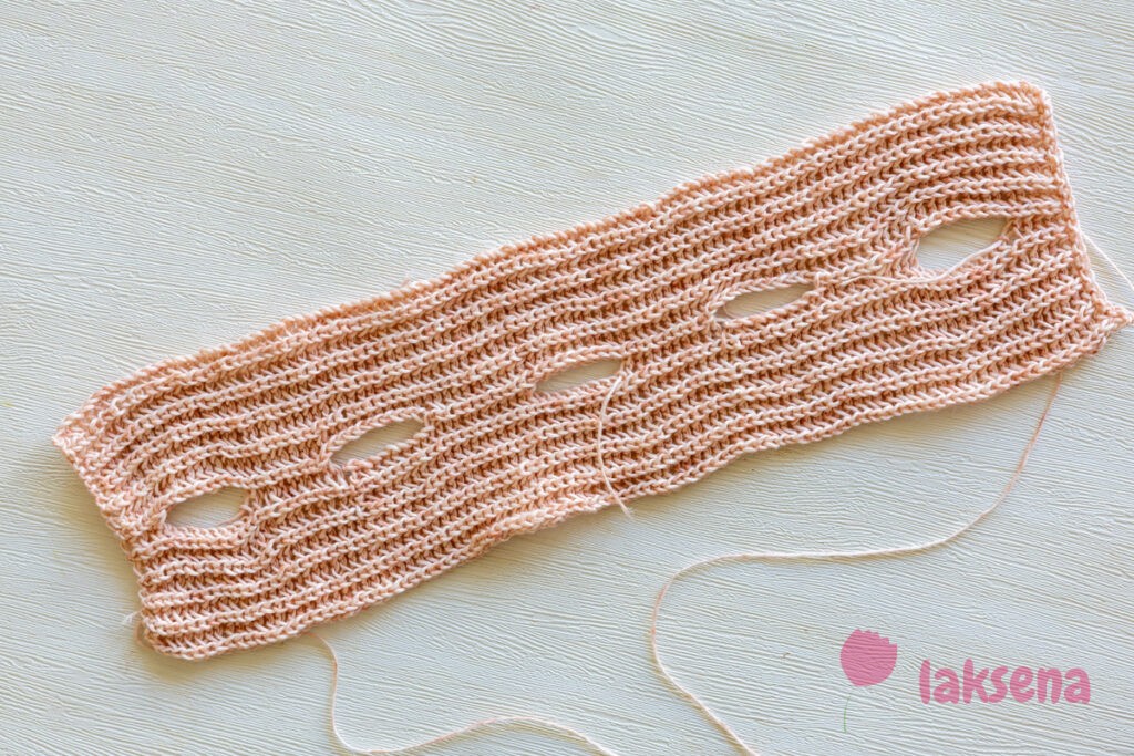 Повязка на голову спицами Пышная коса