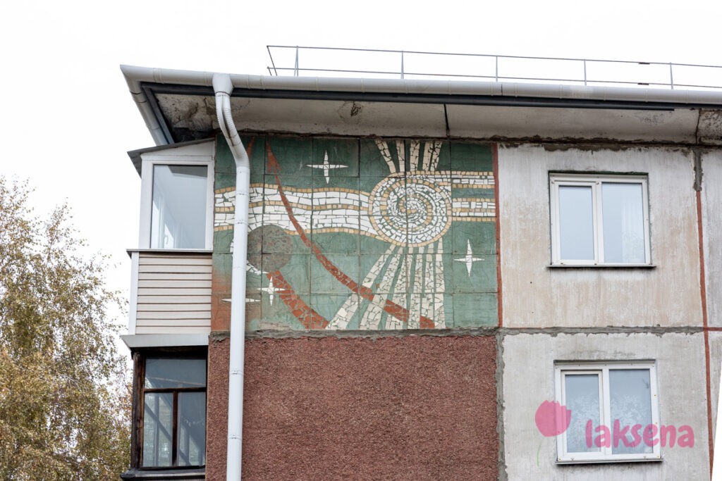 Мозаики на Молодежной