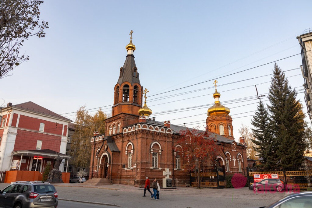 Ленинский проспект, Барнаул Никольская церковь