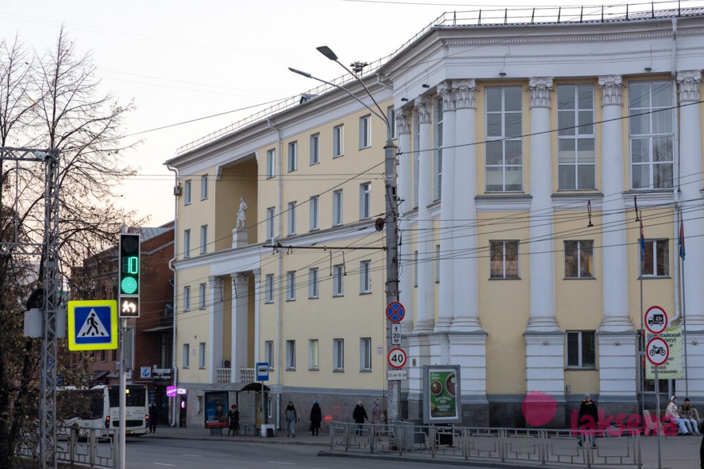 Ленинский проспект, Барнаул Дом союзов