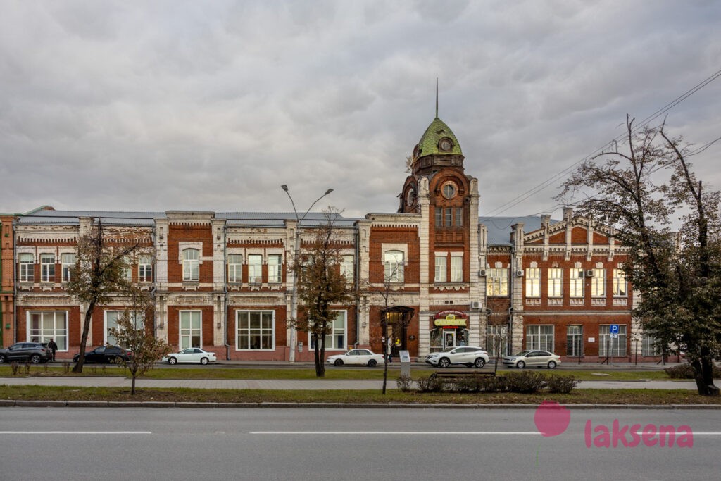 Ленинский проспект, Барнаул Городская Дума, Музей "Город"