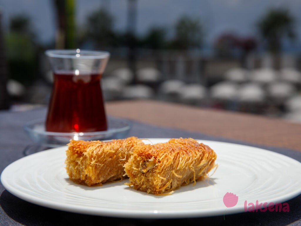 Турецкие сладости Кадаиф (kadayıf)